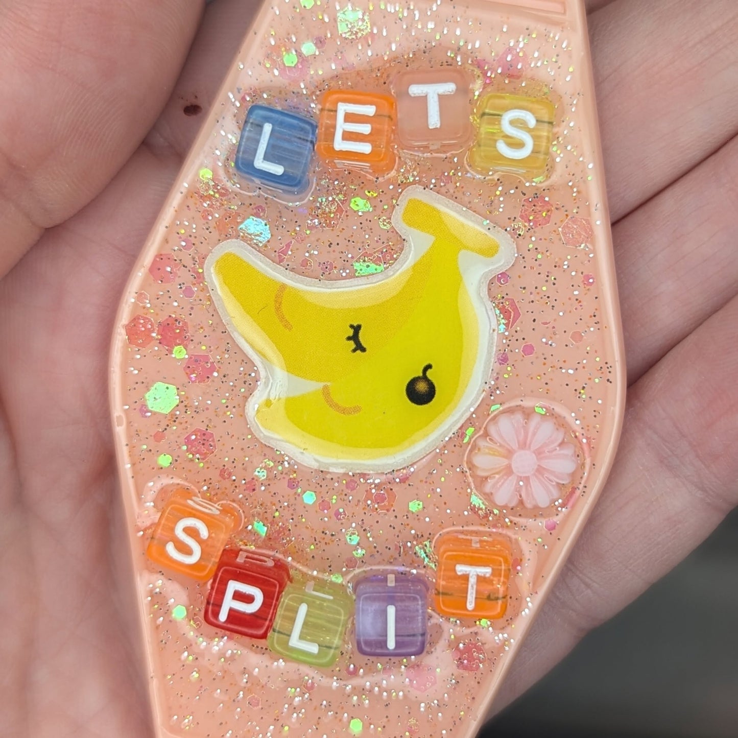 let's split motel keychain