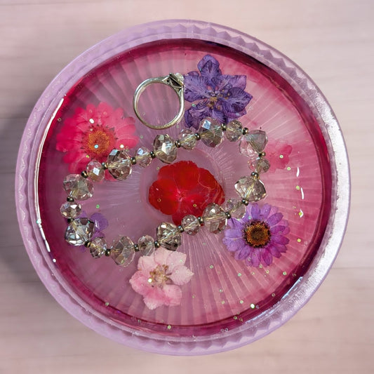 flowers in love stand tray