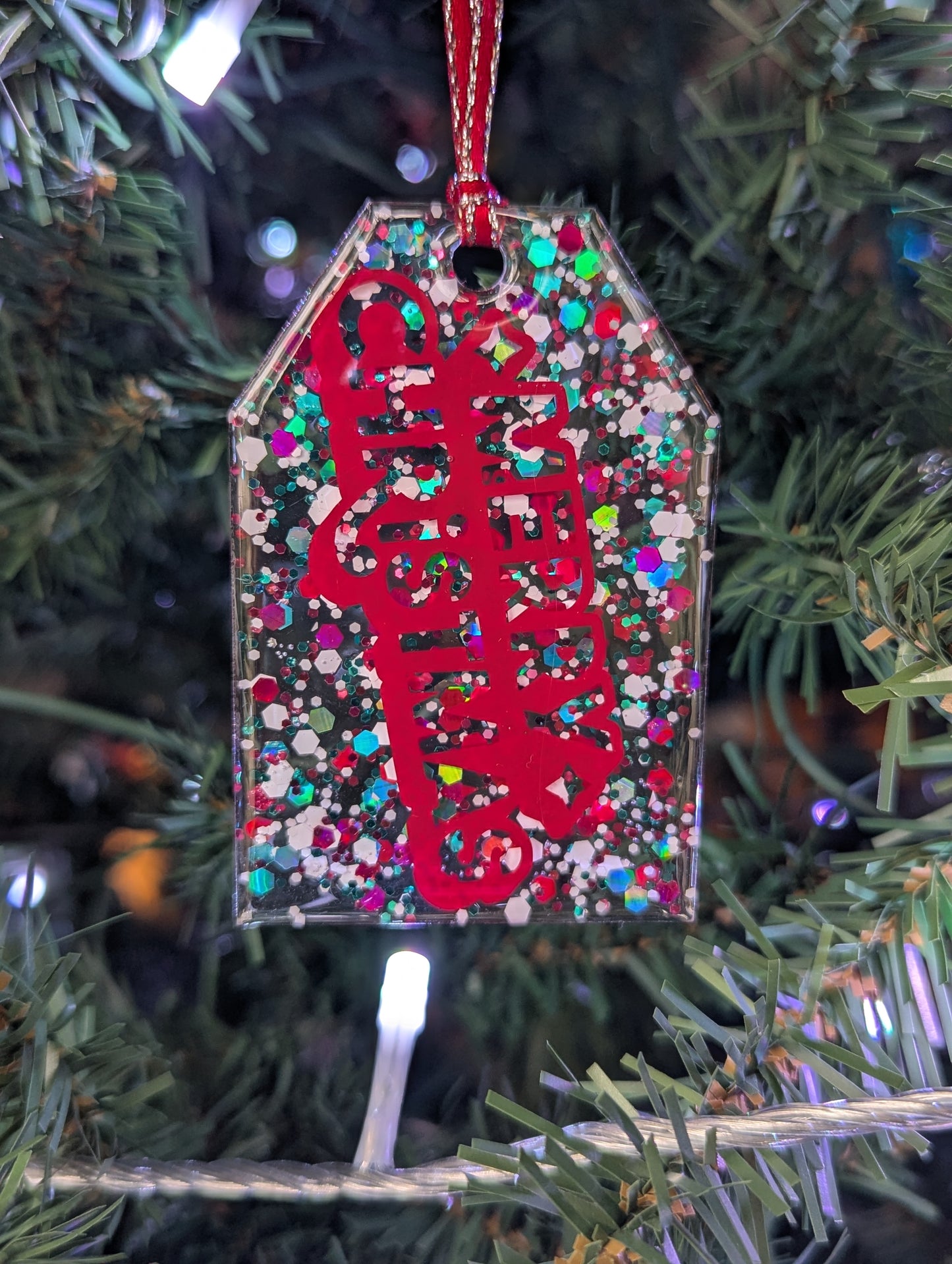 merry xmas gift tag ornament